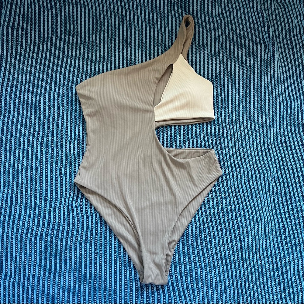 One-Shoulder Swimsuit in Taupe and Cream